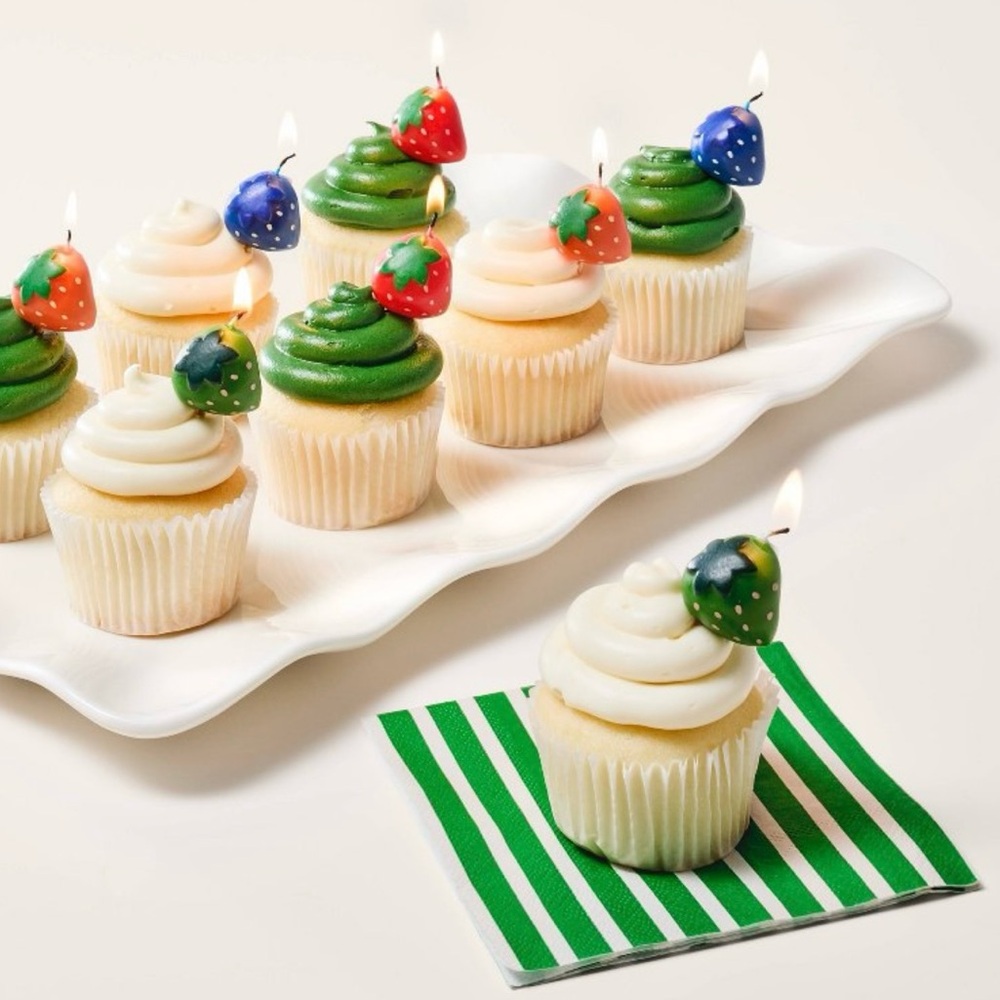 kate spade new york x Target ♠️ 8 Strawberries Celebration Candles Super Cute 🍓 - Picture 2 of 3